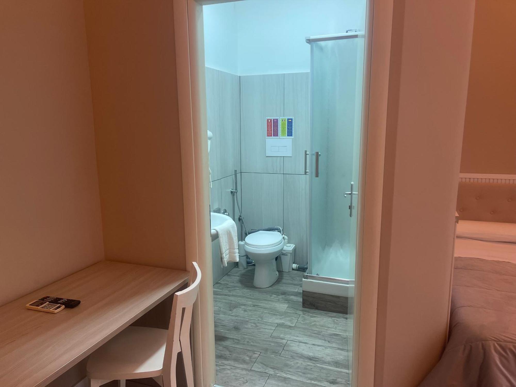 B&B Chez Moi Napoli Bagian luar foto